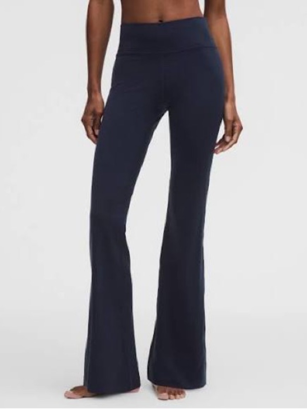 lululemon athletica WOMENs Navy flare leggings - Size 6